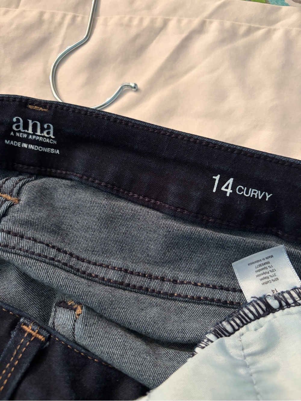 a.n.a Curvy Women's Jeans in Black Denim